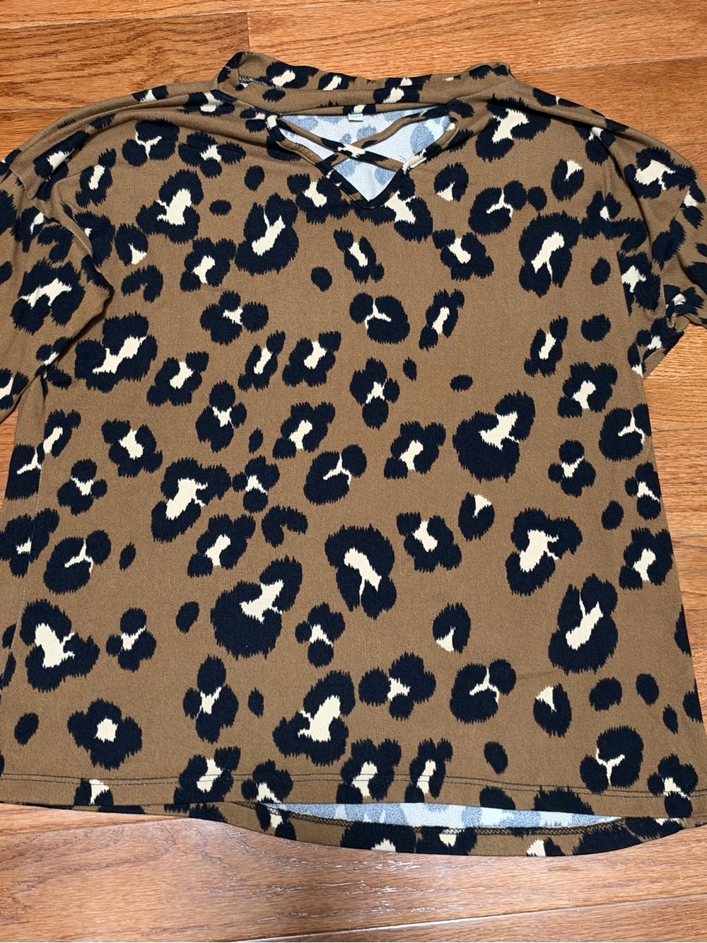 white birch Leopard Print long Sleeve Top